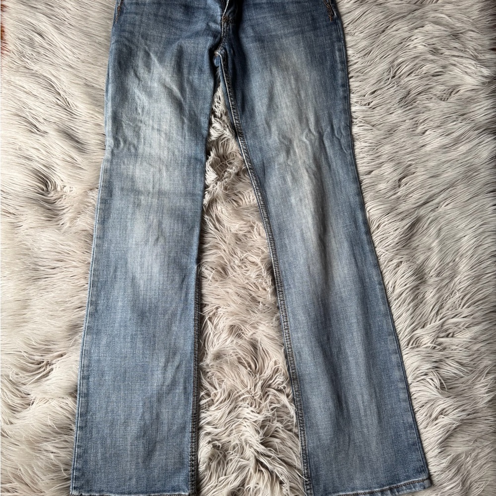 Classic Blue Women's Wrangler Jeans